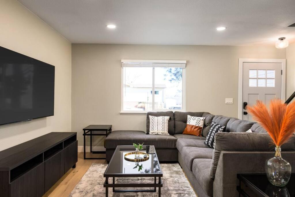 Cheerful Denver Hideaway W 2 Queen Beds Unit B Arvada Ngoại thất bức ảnh
